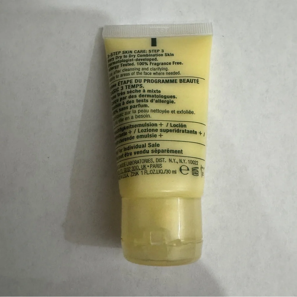 Clinique Dramatically Different Moisturizing Lotion 1 OZ